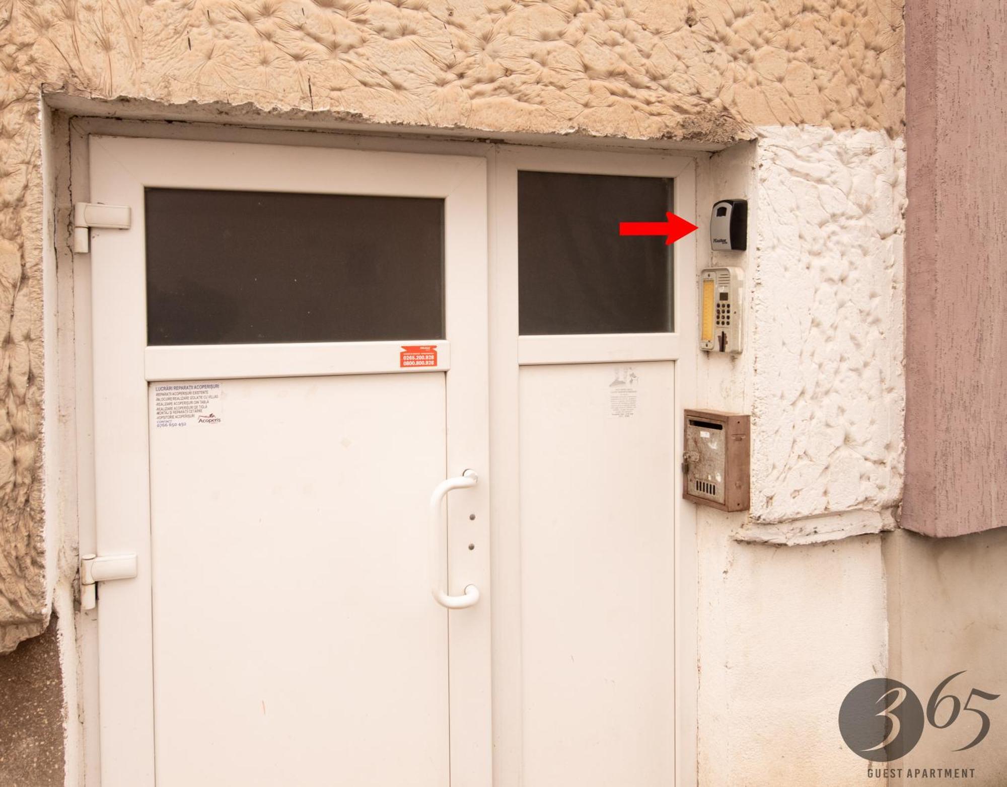365 Guest Apartment Hunedoara Exterior foto