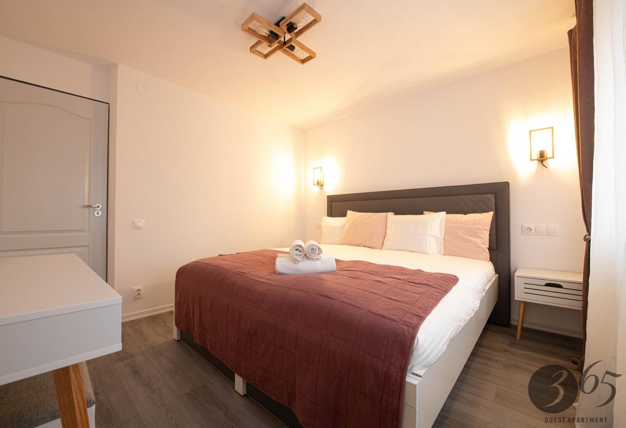 365 Guest Apartment Hunedoara Exterior foto