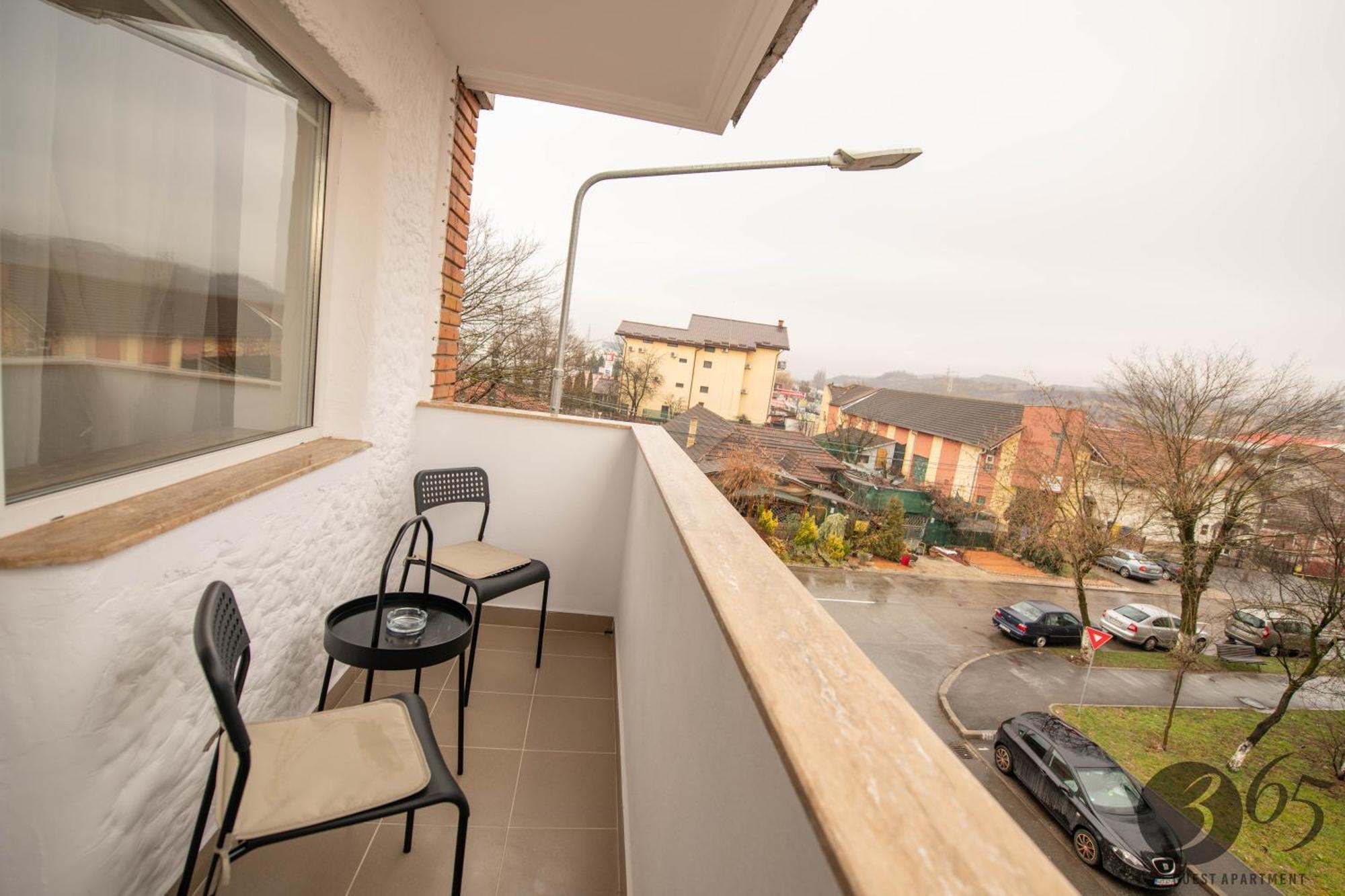 365 Guest Apartment Hunedoara Exterior foto