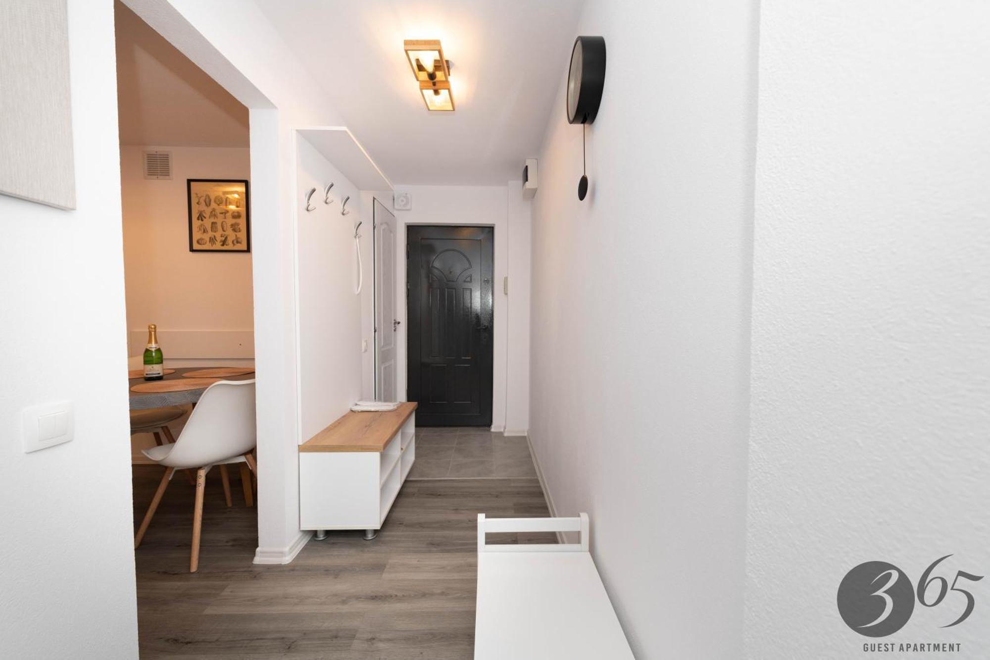 365 Guest Apartment Hunedoara Exterior foto